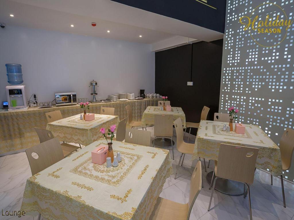 Holiday Season Motel Янгон Екстер'єр фото